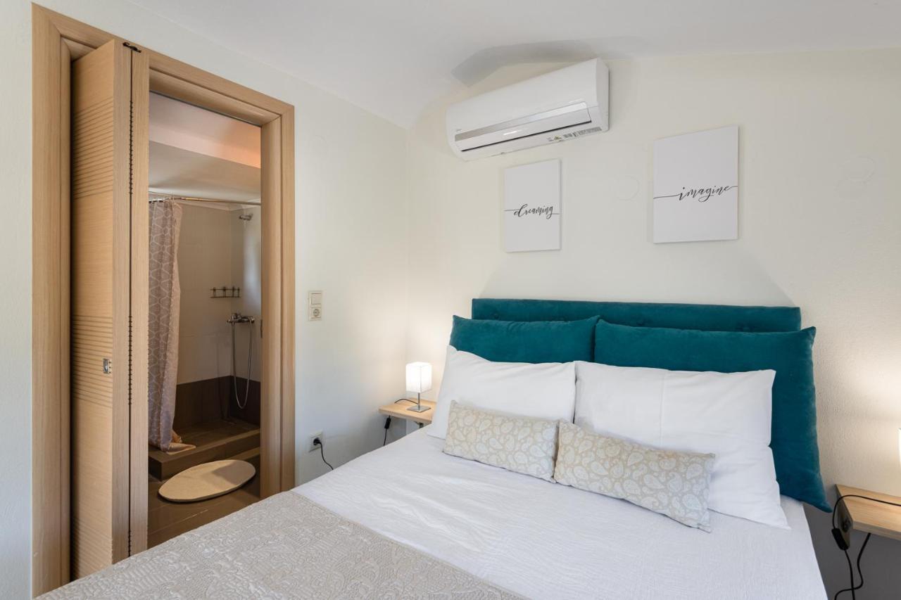 #Flh - Amalthia & Αthena Beachfront Houses In Pefkohori 외부 사진