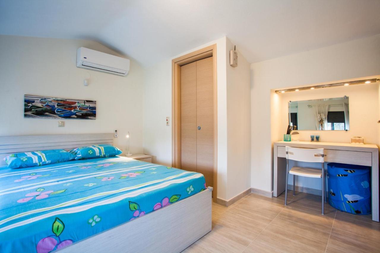#Flh - Amalthia & Αthena Beachfront Houses In Pefkohori 외부 사진